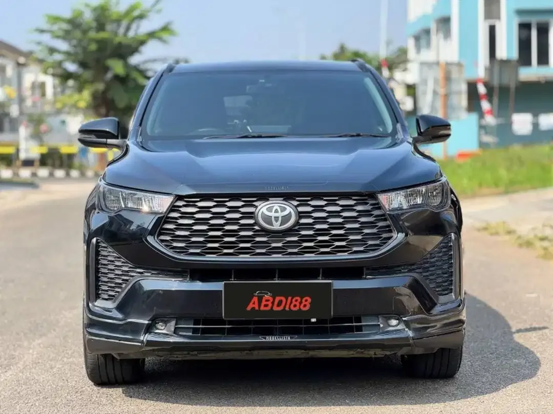 Toyota Kijang Innova Zenix 2.0 G AT Upgrade Modellista 2024/2025 - Image 4 of 10