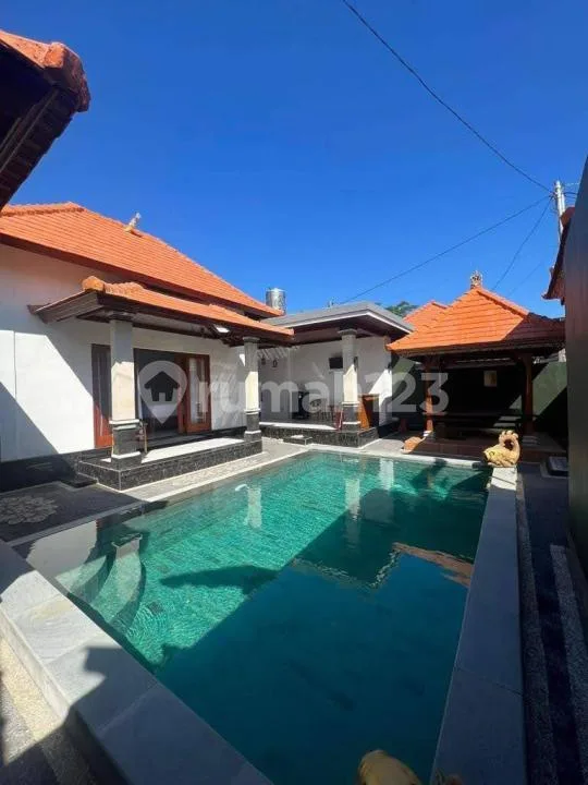 Villa Kawasan Elit With Pool Dekat Kemana-Mana di Padonan, Badung - Image 2 of 4