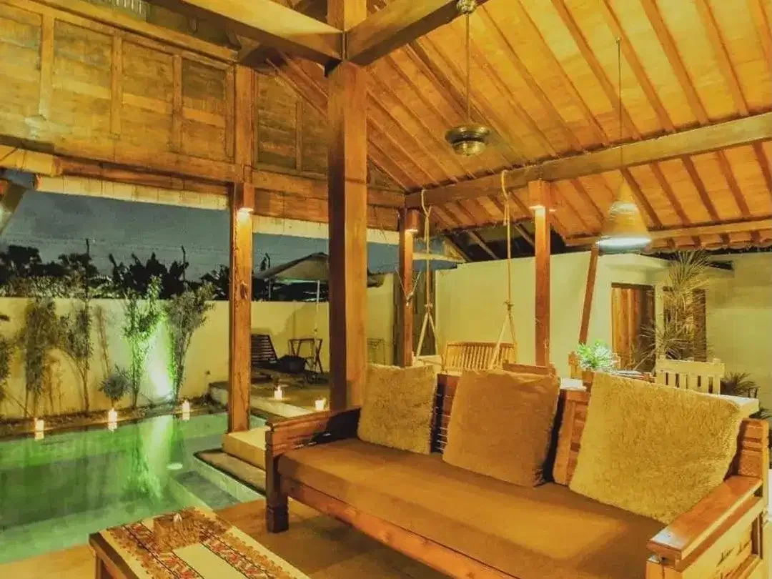 FOR SALE VILLA  AT SANUR - Image 3 of 9