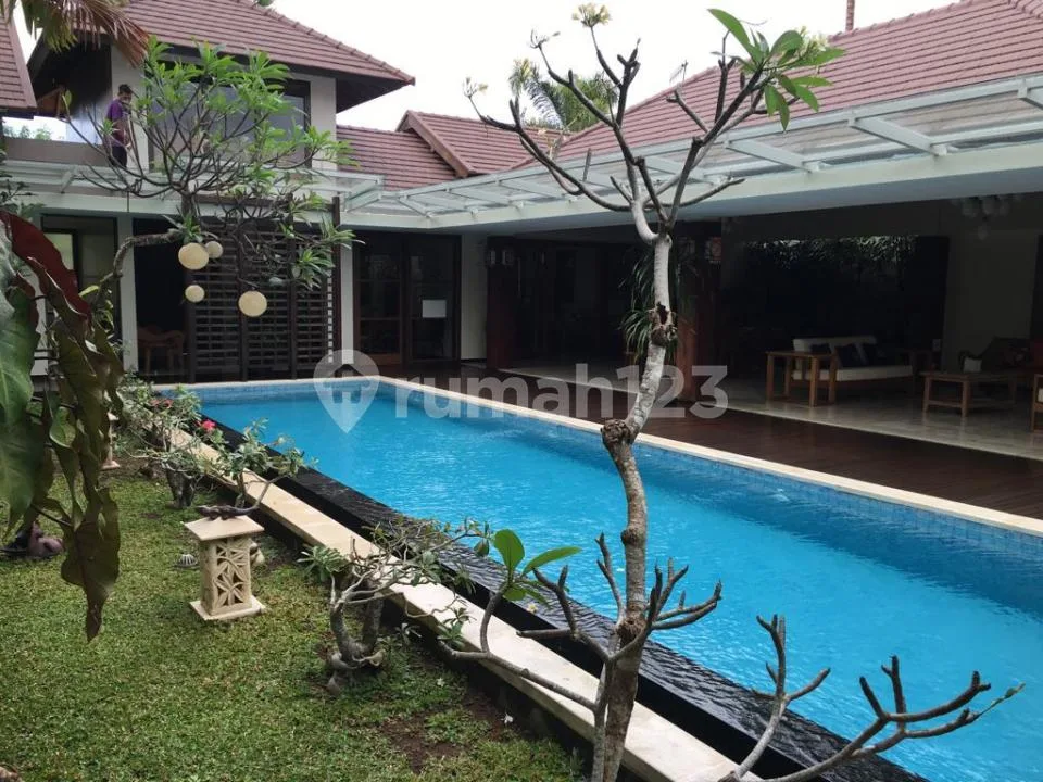 Rumah Mewah Siap Huni di Perumahan Elite Teras Ayung denpasar - Image 3 of 4