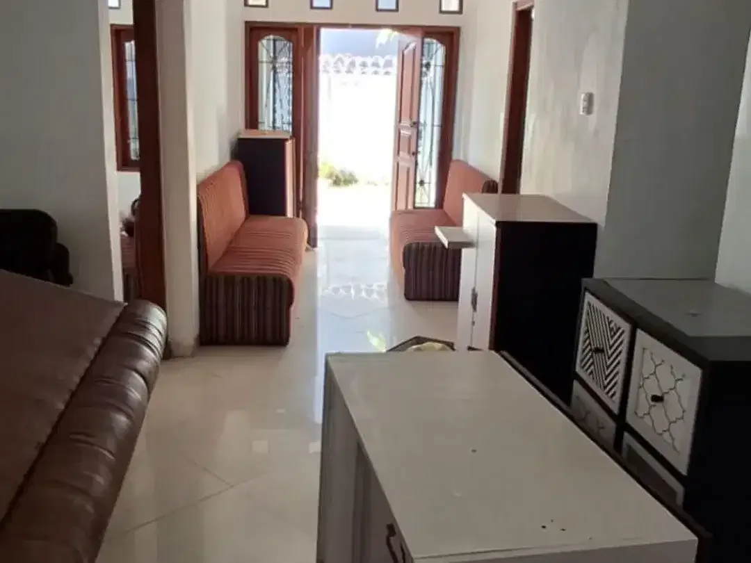 Dijual rumah dan tanah kecil di Renon Bali - Image 6 of 8