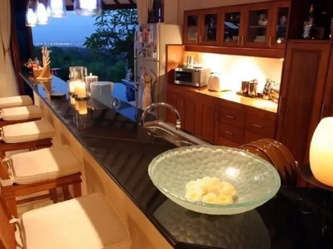 VILLA 4BR FULLY FURNISHED DI UNGASAN – FOR RENT / SALE - Image 3 of 10