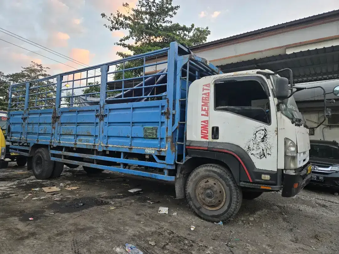 Isuzu Giga FVR 34S 240PS 2015 - Image 2 of 2