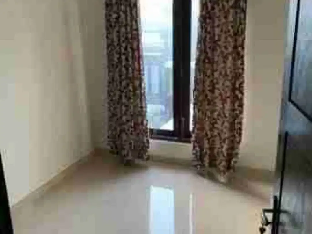 Rumah Minimalis 2 Lantai Area Gatsu Barat - Image 5 of 6