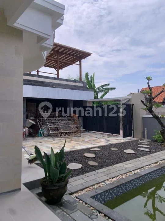 Villa Dijual Lokasi Pulau Adi Denpasar Barat - Image 1 of 4