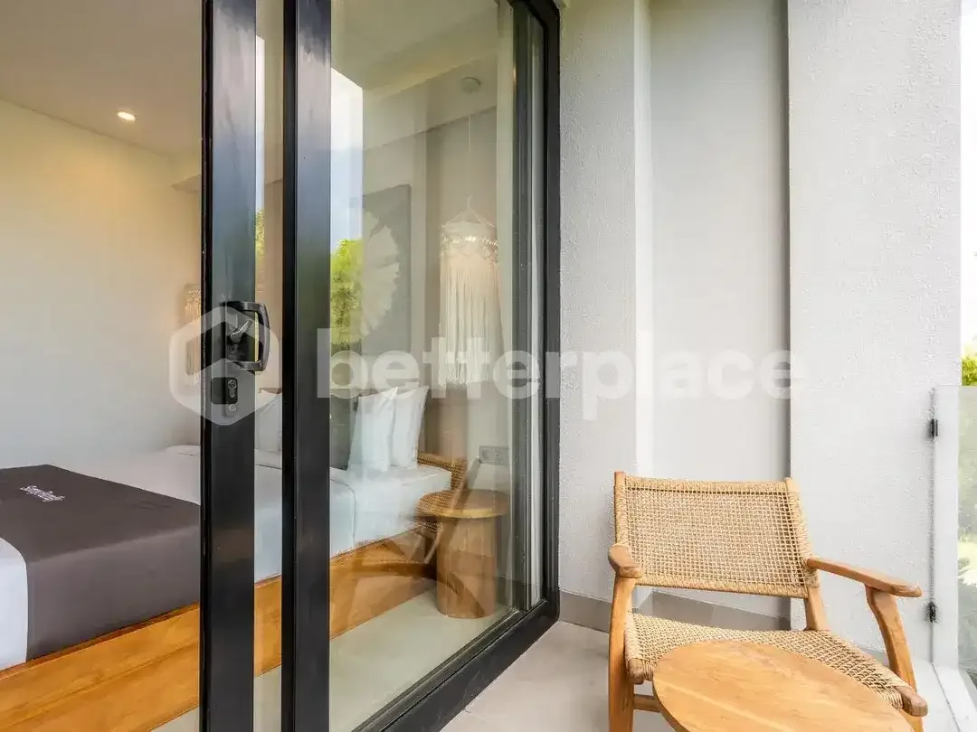 Modern 1-Bedroom Apartment in the Heart of Batu Bolong, Canggu - Image 6 of 10