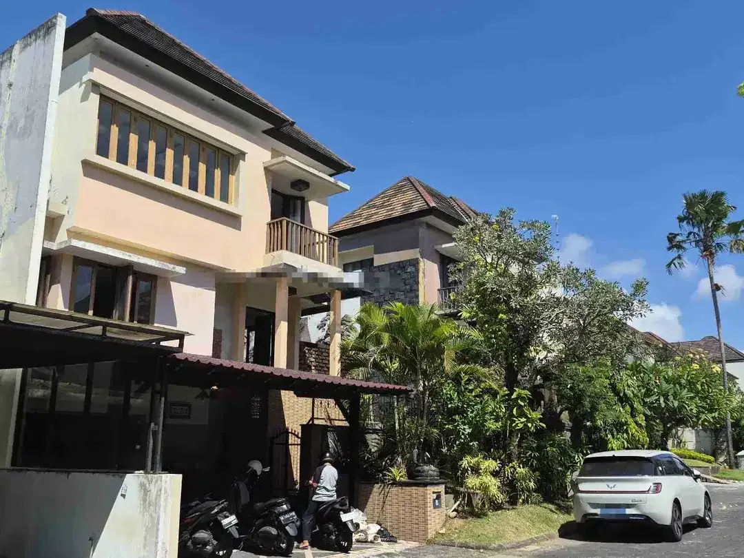 Rumah 3 Lantai Cluster Elite Hayam Wuruk Denpasar - Image 8 of 10