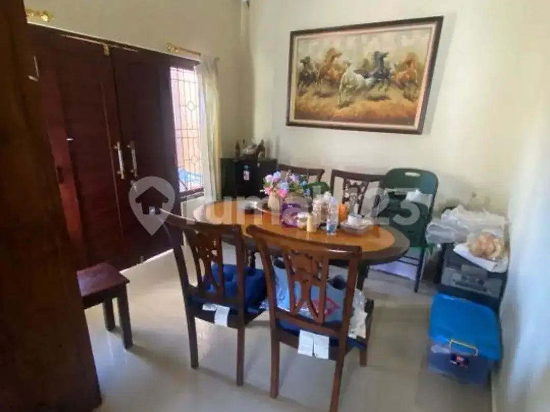 Disewakan Rumah Full Furnished Lingkungan Sejuk - Image 1 of 5