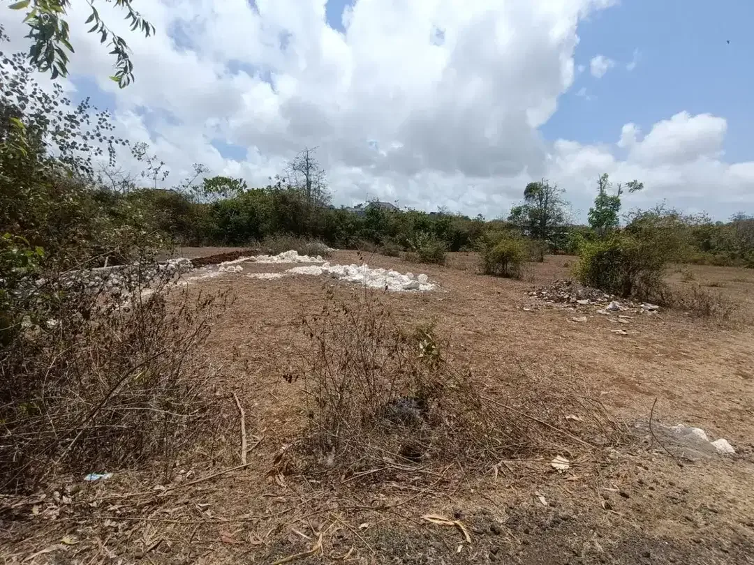 [PRIME LOCATION] 1,300 sqm (13 Are) Yellow Zone Land on Jl. Pura Masuka, Ungasan – Ideal for Villa Complex / Homestay - Image 3 of 7