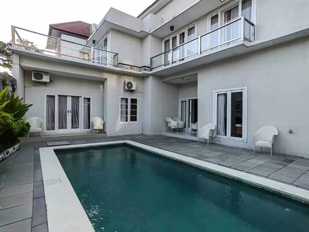 Villa PREMIUM MURAH dekat Hotel Ayana dan Pantai Jimbaran - Image 1 of 10