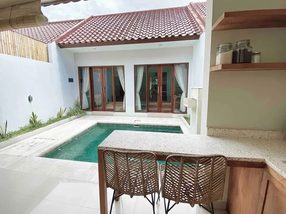 Minimalist Villa For Sale in Kerobokan Bali - Image 6 of 8