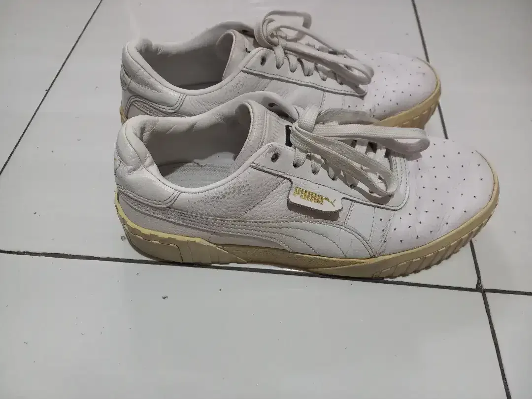 Sepatu Puma Ori Ukuran 41 Bahan Kulit - Image 2 of 7
