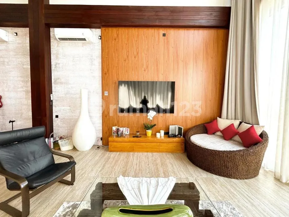 Luxury Super Mewah Villa Siap Huni Big Pool Privat di Nusa Dua - Image 4 of 4