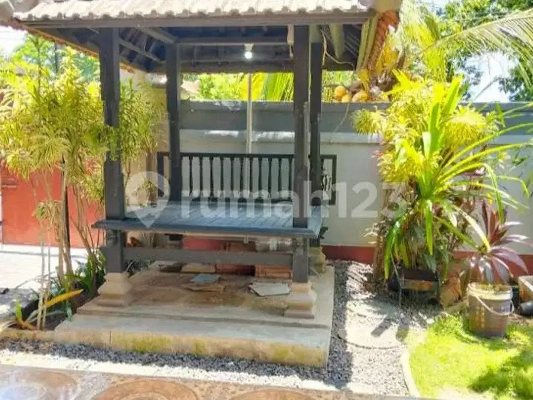 Disewakan Rumah dengan 3 Kamar Tidur Desain Modern - Image 2 of 5