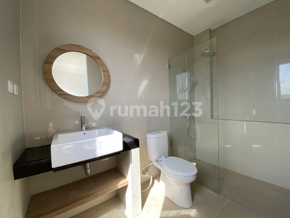 Spacious 3 Bed Villa In Sanur - Image 2 of 4
