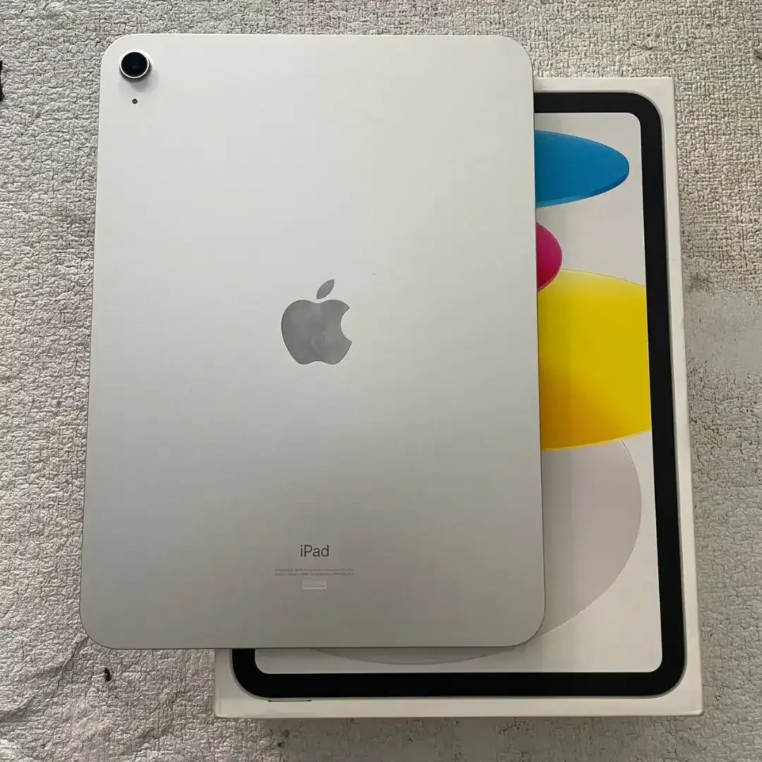 iPad(10th Generation) WI-FI iBox Warna silver 64GB - Image 4 of 4