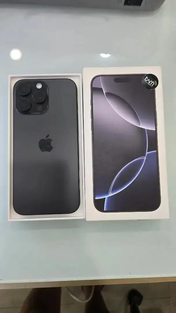 HP IPHONE 16 PRO MAX 256GB BLACK MASIH GARANSI RESMI - Image 3 of 5