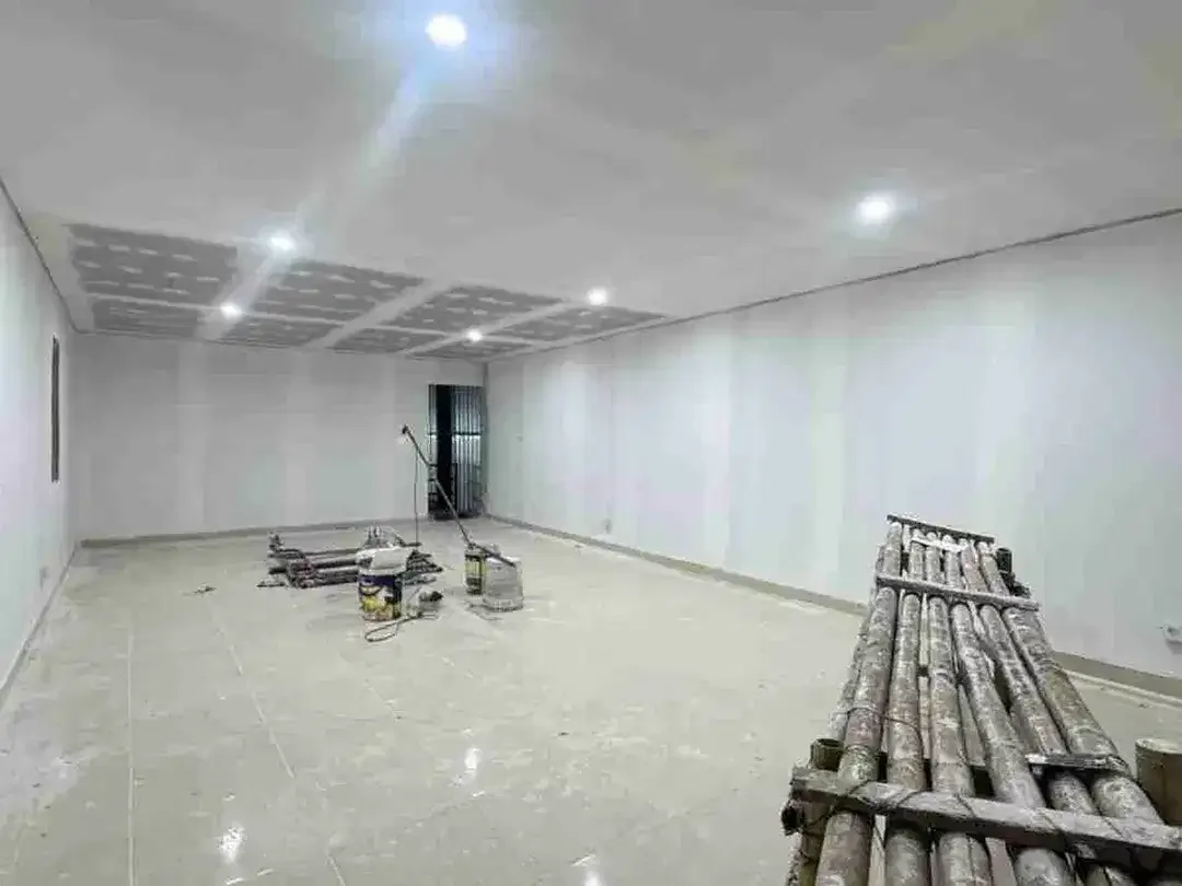 Disewakan Gudang Baru, Lokasi Strategis di Gatot Subroto Barat, Denpasar - Image 10 of 10
