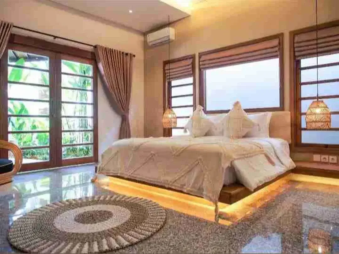 Luxury Villa Berawa Canggu, 500m Walking Distance to Beach - Image 8 of 10