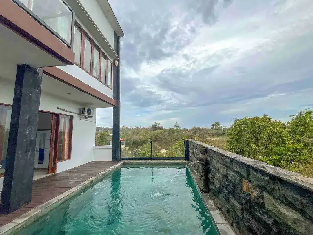 FREEHOLD 3BR VILLA HILL VIEW DI NUSA DUA BENOA – RP3,2 M - Image 9 of 9