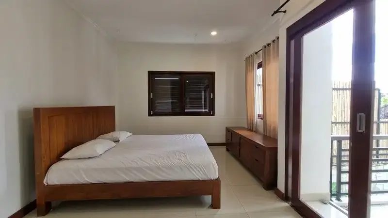 Dijual Villa Modern View Sawah & Akses Jalan Lebar di Area Kerobokan - Image 3 of 10