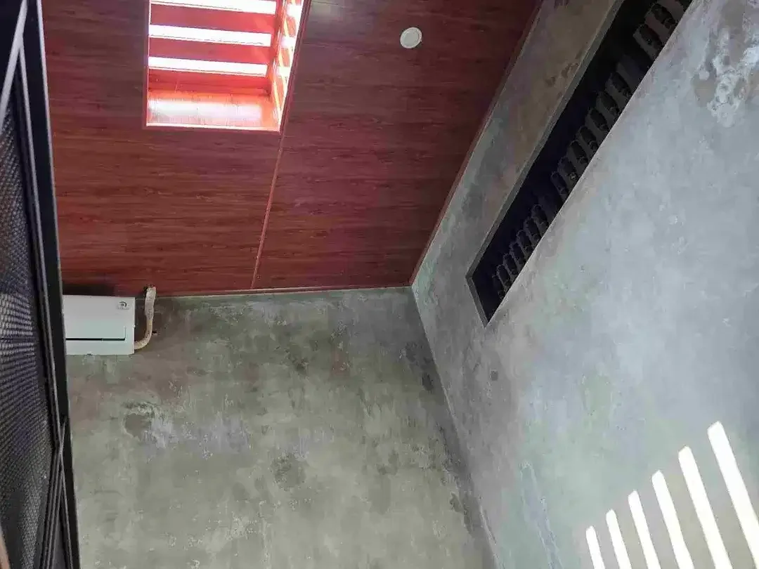 Disewakan UNIT tipe mezzanine 2 lantai di Dalung permai kerobokan bali - Image 5 of 9