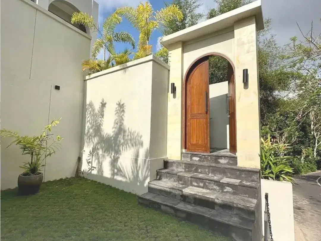 For Sale House At Residential Compound Ungasan - Image 1 of 5
