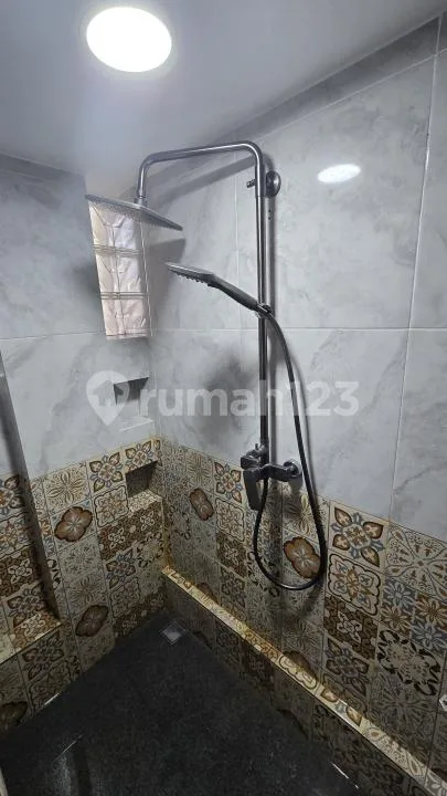 Rumah Baru Semi Furnished Disewakan Area Denpasar Selatan - Image 3 of 4