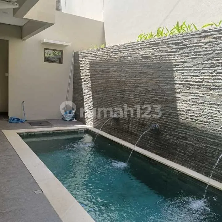 Villa Minimalis Siap Huni di Sanur Dekat ke Pantai - Image 3 of 4