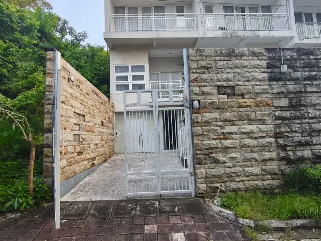 Modern House For Lease At Ocean Bay Sun Jl. Siligita, Nusa Dua, Benoa - Image 1 of 10