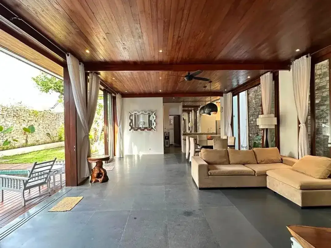 LUXURY VILLA FURNISHED BIG POOL BIG GARDEN WALK TO THE BEACH MERTASARI SANUR - Image 1 of 10