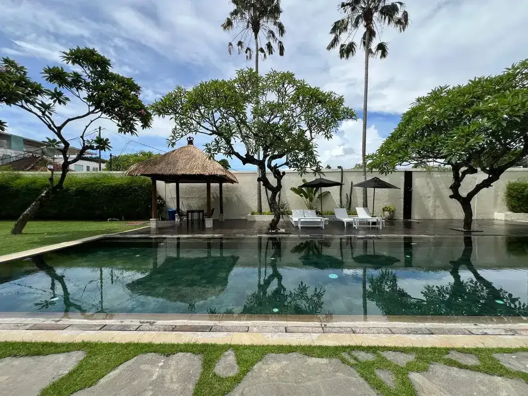 Villa batubelig seminyak bali - Image 7 of 10