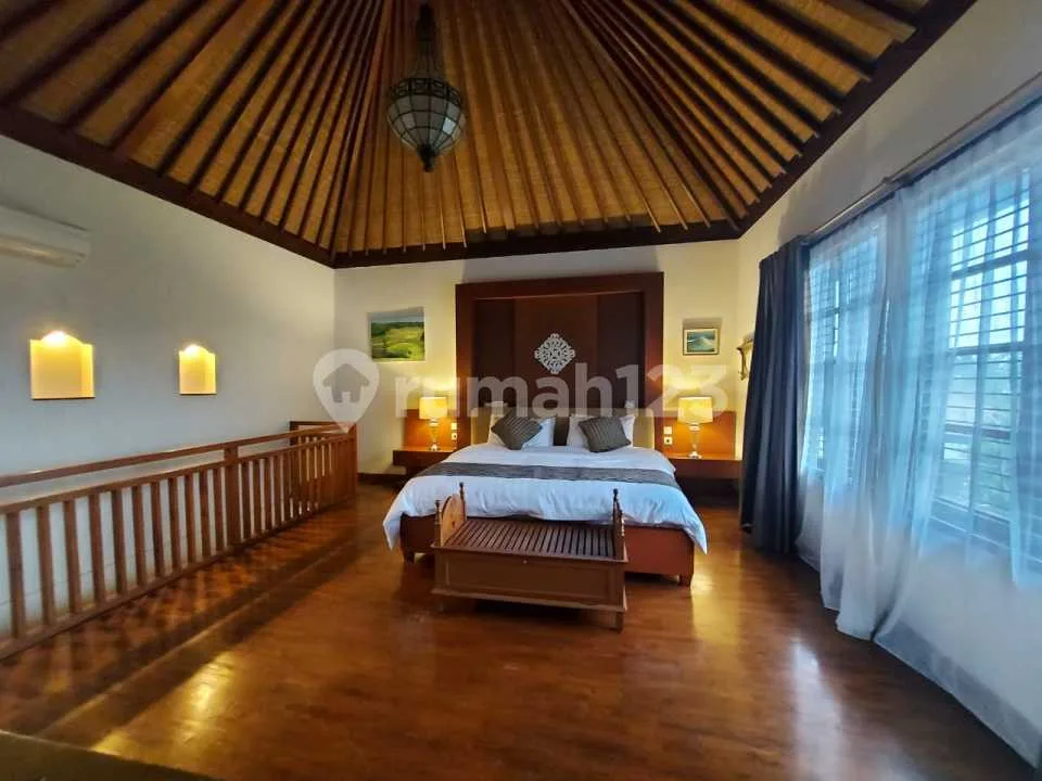 3 Bedrooms Villa 287m² di Seminyak Bali - Image 4 of 4