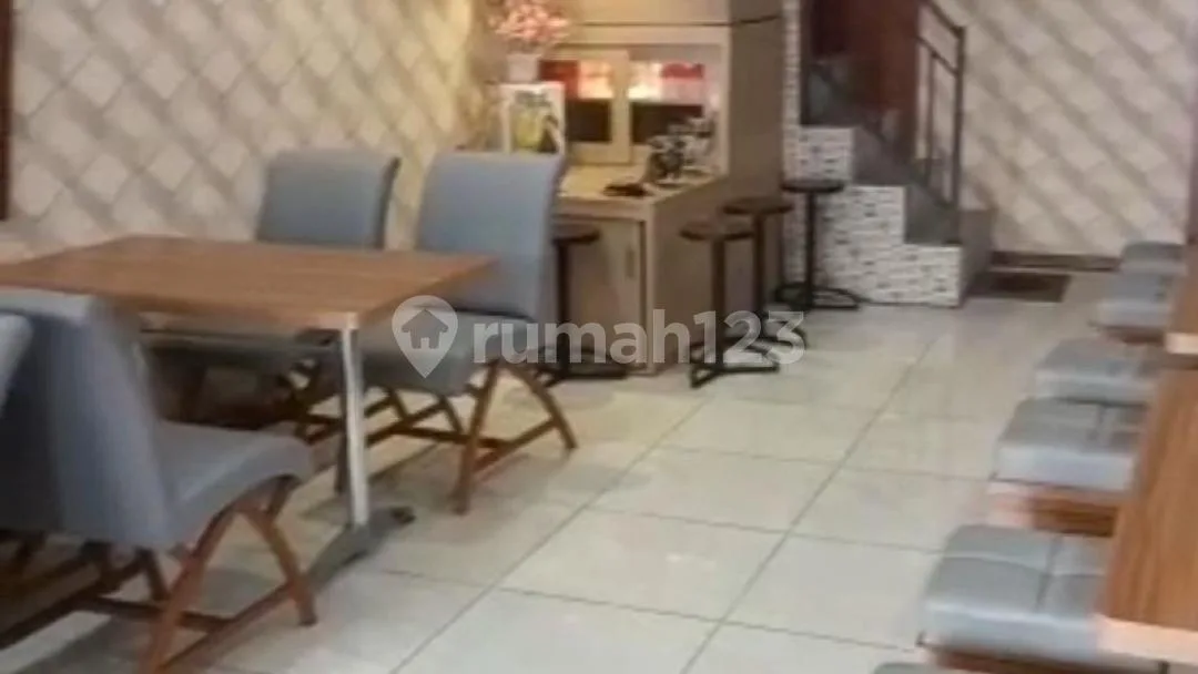 Ruko Strategis Ex Resto di Pusat Kota Arjuna Denpasar - Image 2 of 4
