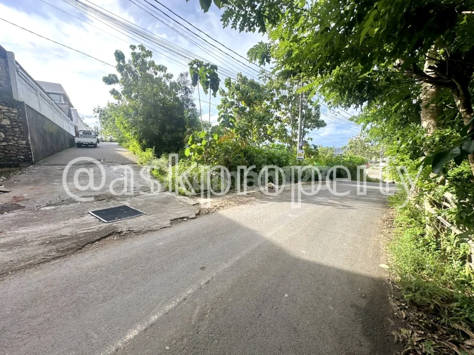 Dijual Tanah View Laut Area Komersial Dekat Bingin Beach Pecatu Bali - Image 3 of 4