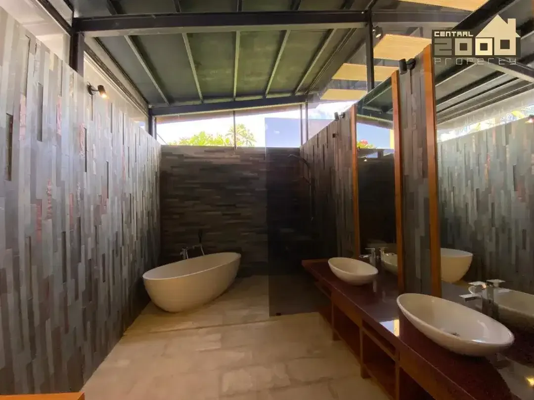Luxury Modern Villa For Sale – Prime Bali Location - Image 9 of 10