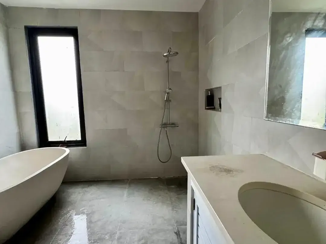 Rumah Hunian Modern 2 Lantai di Kerobokan - Image 4 of 9