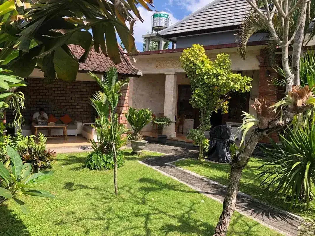 Dijual Rumah semi Villa di area pantai nyanyi dengan pemandangan sawah - Image 4 of 6