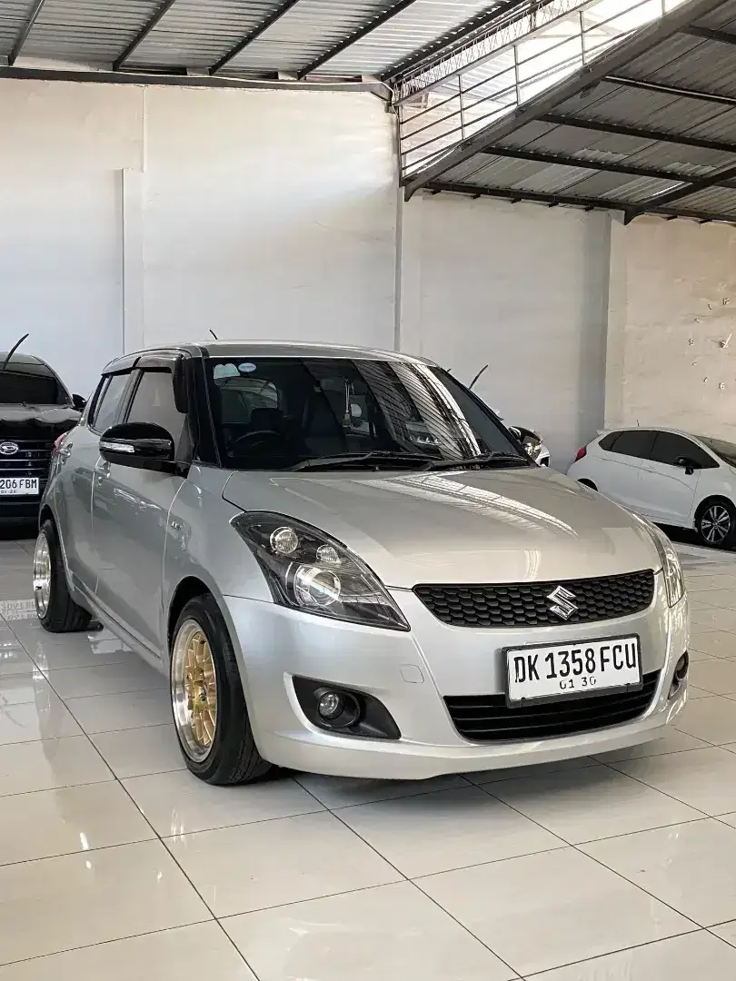 SWIFT GS MATIC TAMPILAN GANTENG LOW KM SIAP PAKAI - Image 2 of 7