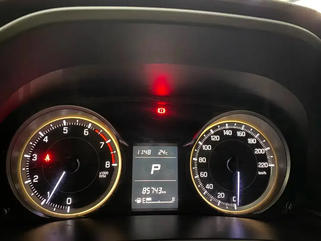 Suzuki Ertiga GX 2022 Automatic - Image 6 of 10