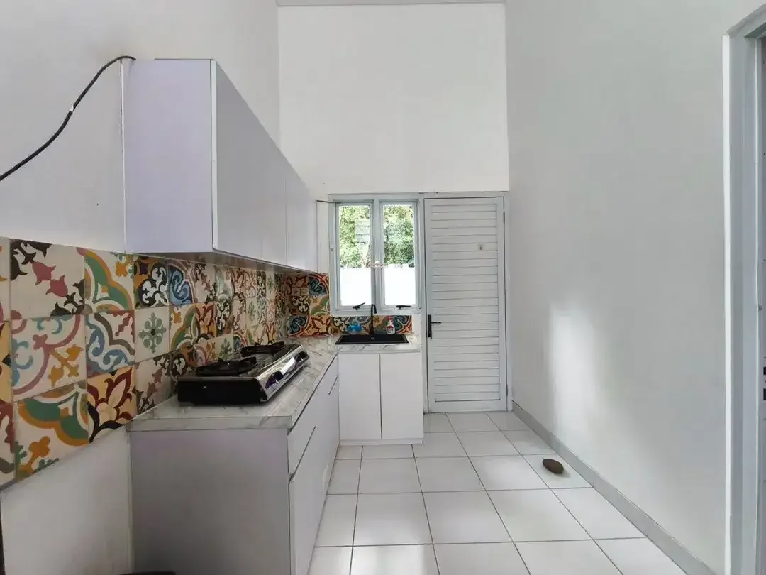 Disewakan Rumah 1 Lantai Fully Furnished One Gate System di Uluwatu-Pecatu. - Image 4 of 9