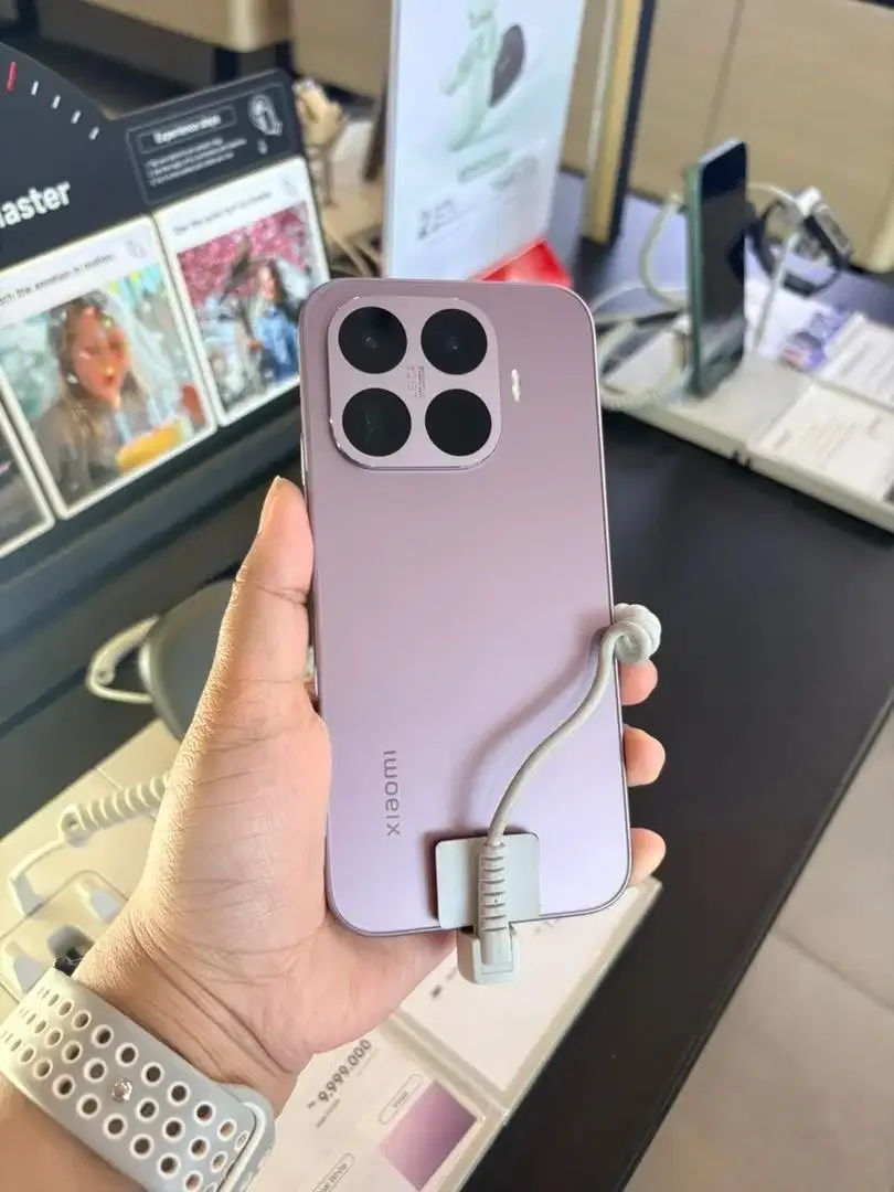 XIAOMI 17T PRO free Redmi Headphone Neo - Image 3 of 6