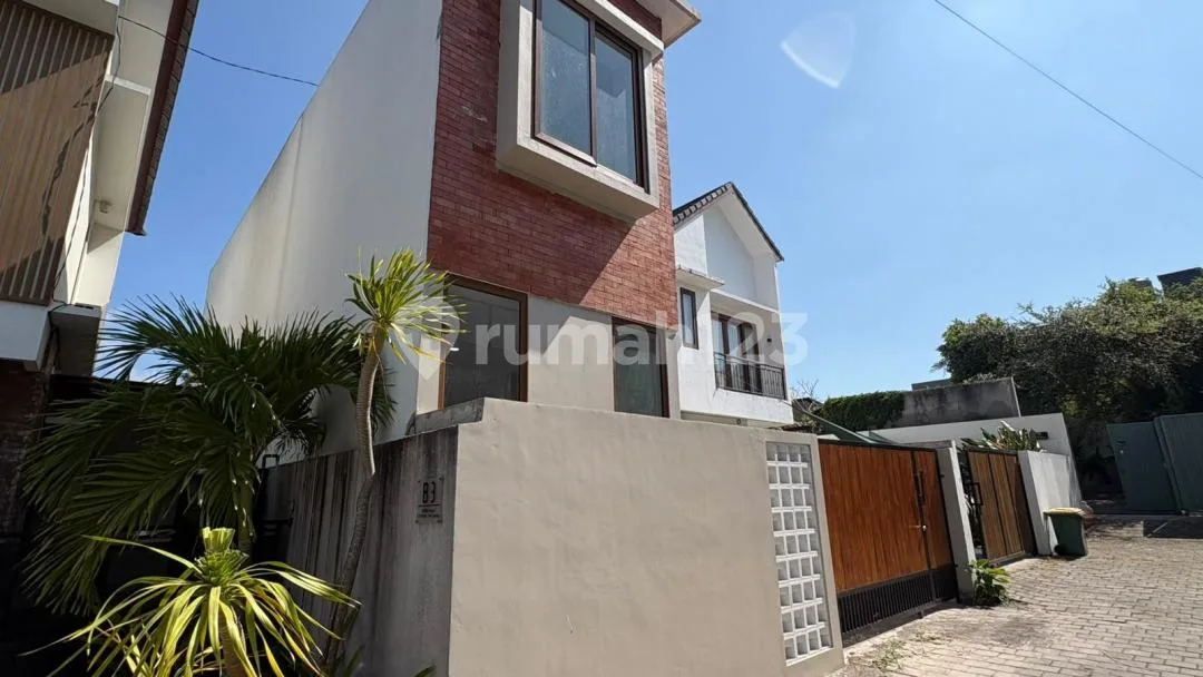 For Sale - Modern 3Br 2-Storey Villa With Private Pool In Jimbaran - Image 1 of 4