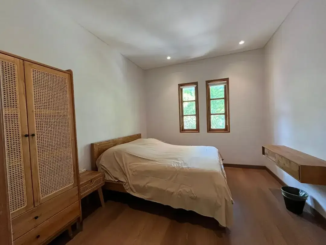 FOR SALE: Newly Renovated Villa Behind Brunch Club Pererenan with Garden and Pool - Image 10 of 10