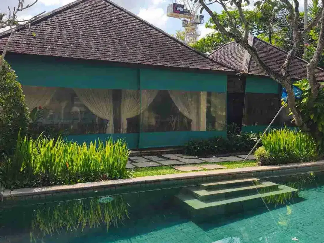 VILLA CLASSIC LUAS, 100 METER DARI PANTAI BATU BOLONG - Image 2 of 10