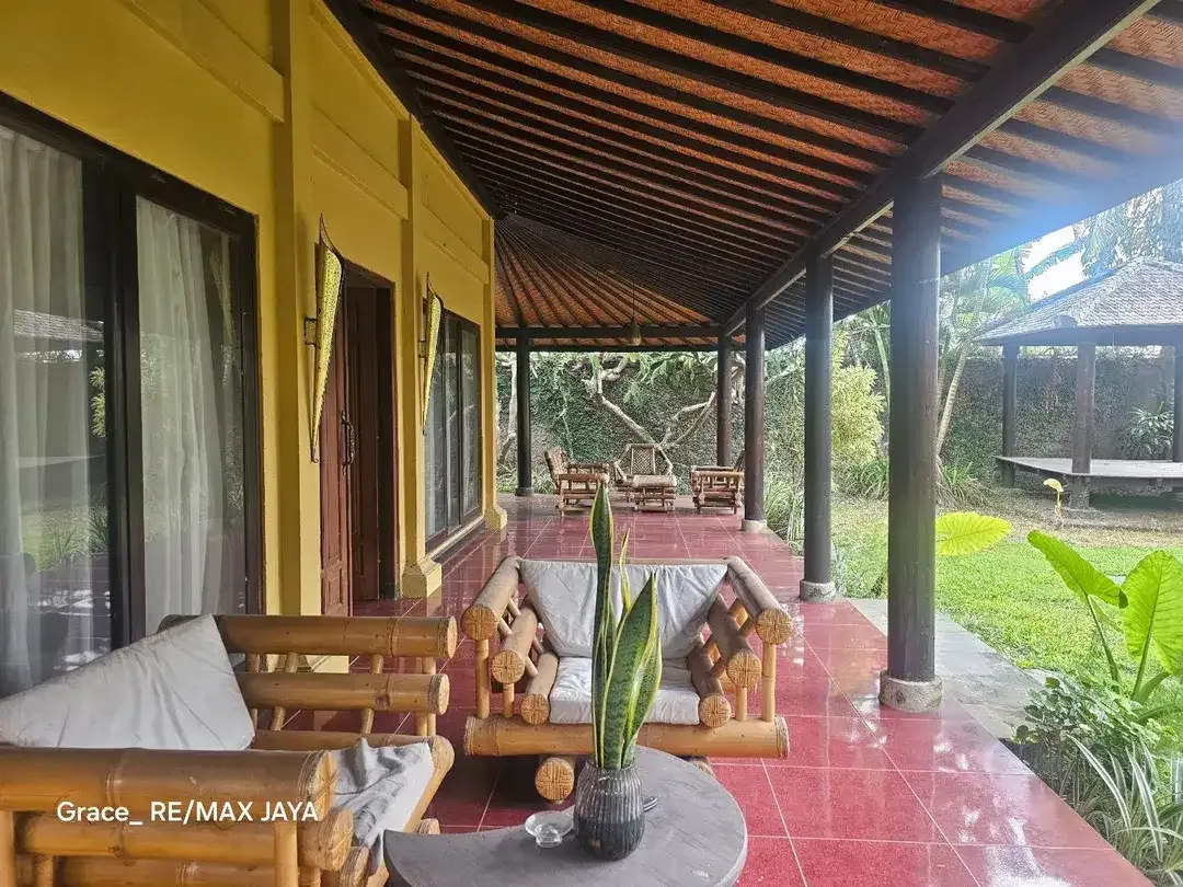 Villa Bali Tropis 3 Kamar dengan Bale Dijual di Balangan, Jimbaran - Image 3 of 10