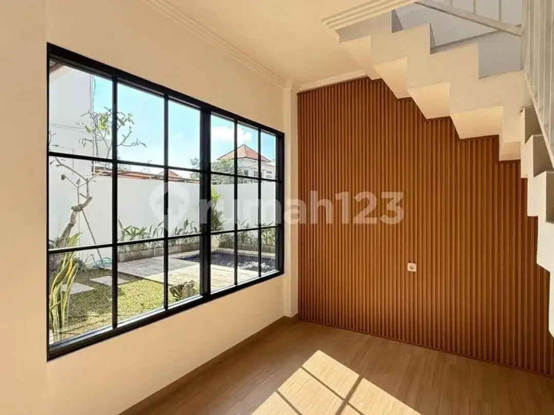 Villa Brand New Lantai 2 Area Jalan Pantai Mengening Cemagi - Image 9 of 10