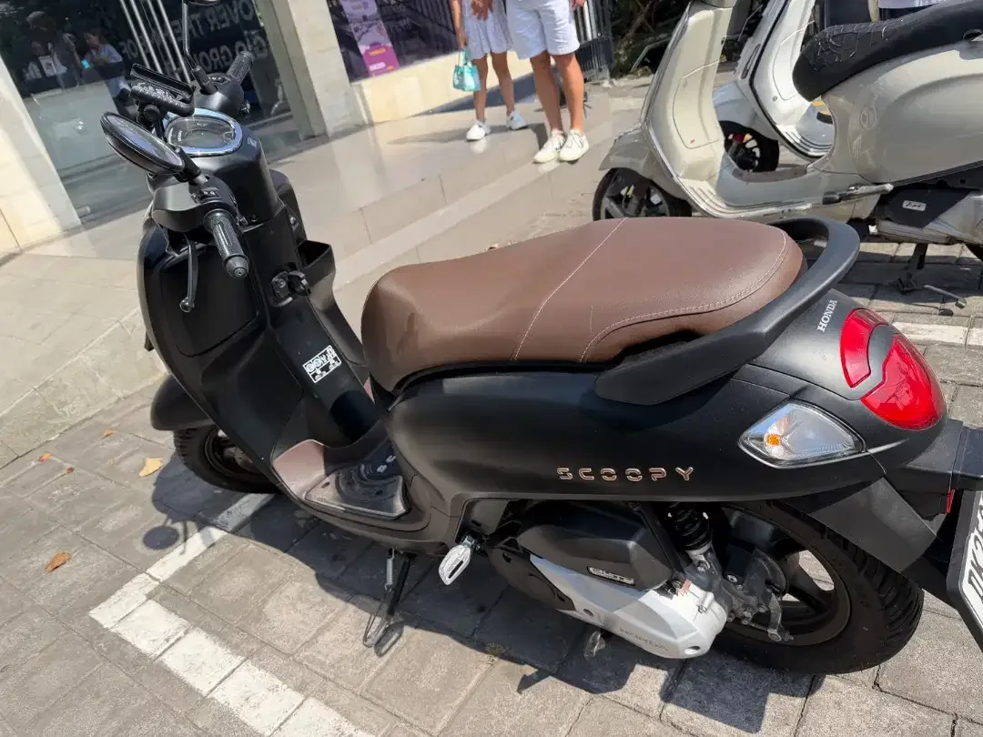 Scoopy seperti baru hitam matte/dof - Image 2 of 4