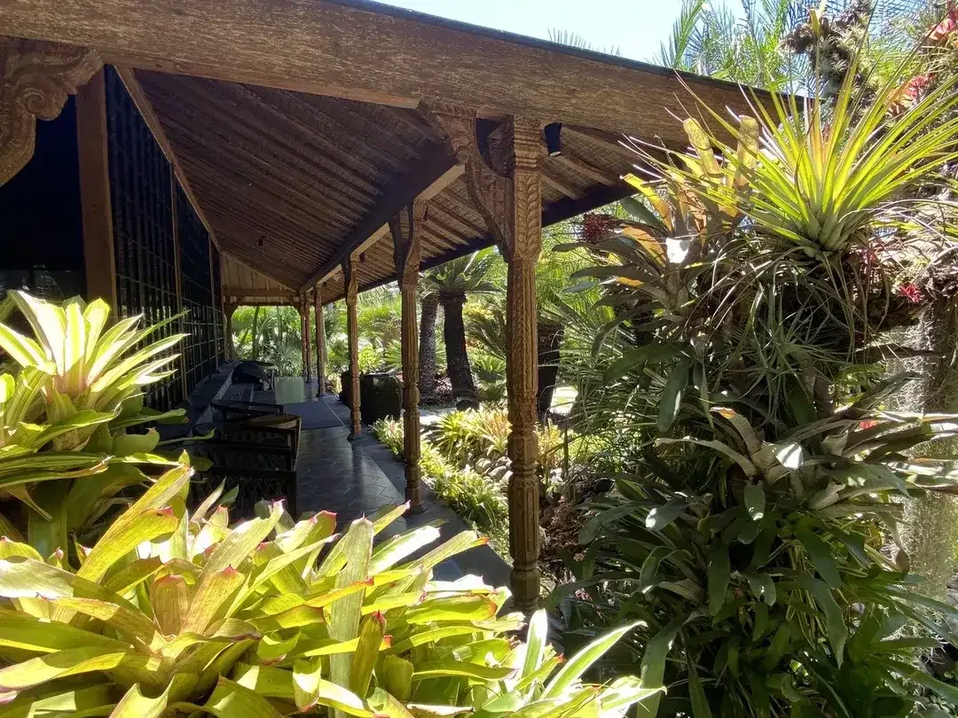 Leasehold - Exquisite Teak Joglo Office with Premium Finishes & Scenic Landscape - Image 3 of 10