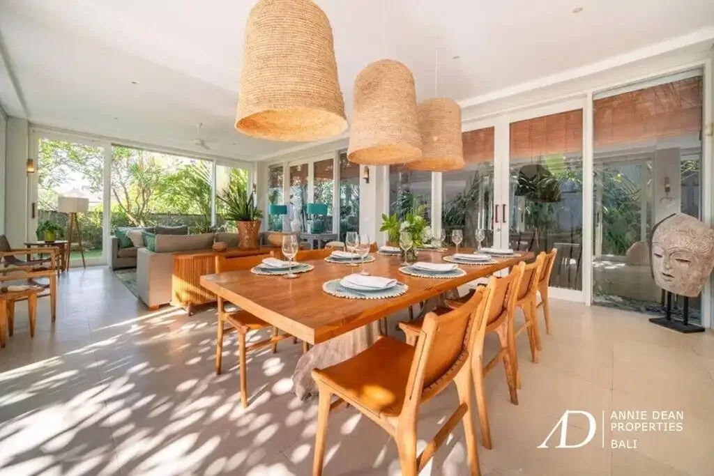 LEASEHOLD | 4-BEDROOM VILLA IN PRIME BERAWA, WALK TO THE BEACH - Image 10 of 10